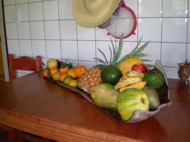 fruta de la buena.JPG